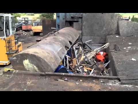 Lindemann 600 Ton Baler Shear