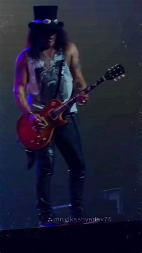"Nightrain" (guitar solo) Yokohama (2025), Japón 🇯🇵 #GnFnR | Guns n' f 'n Roses.It - Nightrain Italia Fanpage