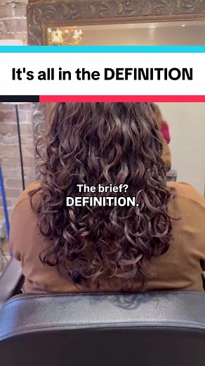 Essential Tips for Defining Curly Hair