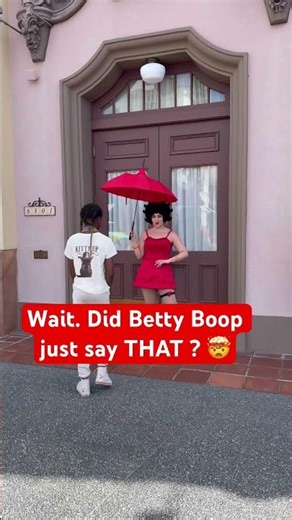 Wait… Did Betty Boop Just Say THAT to Tatiana?! 😳 | Universal Studios Orlando