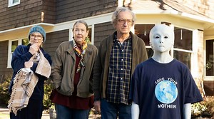 Aug 2023: Alien tale shoots for the stars, avoids crash landing