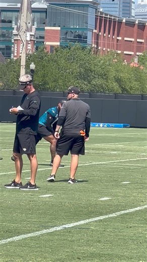 First look at the new Agent Zero, Gabe Davis 👀 | 1010 XL