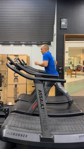 Why we run: 🏃‍♂️ Builds a stronger engine 🔥 Improves conditioning for ALL workouts 💪 Helps you stay moving when things get tough 🧠 Trains mental grit and confidence How we implement it at RCF: ✔️ Short, manageable distances ✔️ Paces scaled to YOU ✔️ Intervals mixed with strength work ✔️ Options every single class You don’t have to be a runner — you just have to show up. | Roswell CrossFit