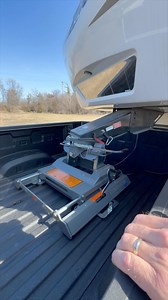 This 5th wheel has a slider so you can adjust the position. Works great for short beds. Comes in different styles , this is the OEM version that works flawlessly with OEM bed preps @bwtrailerhitches #towing #5thwheel #cargo #pickuptruck | Tools in Action