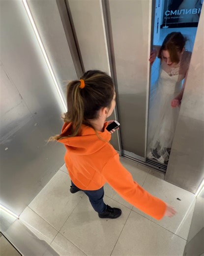 When the bride's nightmare turns into a happy ending in the lift! | Liberal Progressive Democrats