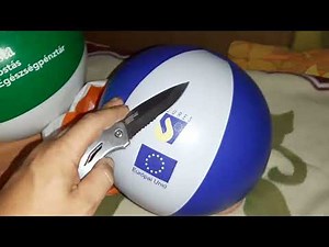 3 small beach ball popping