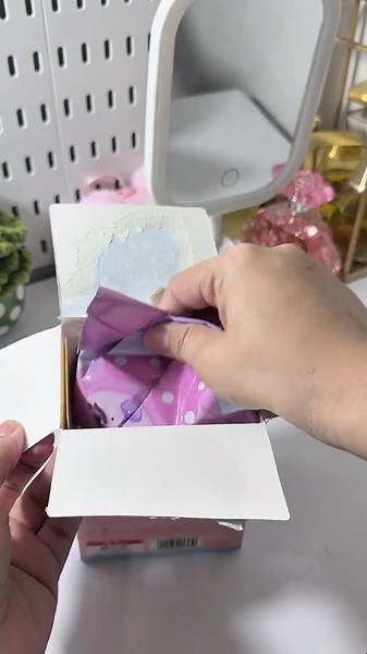 Cute Unboxing of MM Mirror and Bag Charms
