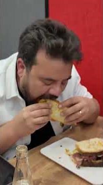 Eser's Struggle With Pastrami😂😂 #shorts #eseryenenler #food #pastrami