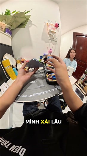 An iPhone 13 Pro Max with 75% battery life showed slight swelling, the speaker volume gradually d...