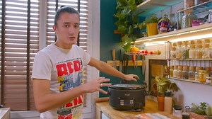 267K views · 390 reactions | Nous avons eu la chance de travailler avec Jigmé de l'excellente chaîne de cuisine YouCook. Ce dernier nous a concoté une recette pleine de saveur pour sublimer le saumon grâce à la cuisson sous-vide proposée par le Mijoteur 3 en 1 de Russell Hobbs Lien de la vidéo Youtube : https://youtu.be/EjxEX5Wdx3o | Russell Hobbs France | Facebook