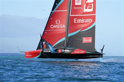 America's Cup Recon Diary: March 17 - Luna Rossa report on AC40 training. ETNZ tweak rig.