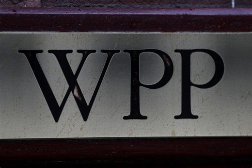 WPP réduit son objectif de cours après examen par ses pairs
