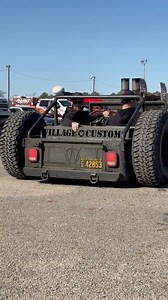 Bagged & Boosted Jeep #sickcarsandtrucks #jeep #bagged | SICK Cars and Trucks