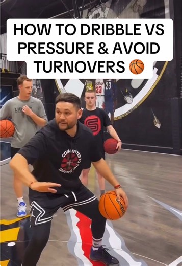 ✅ 5 TIPS - Handling Defensive Pressure: 1. Know your passing outlets. This is the plan, don’t wing it & not know where your outlets are if you get trapped or rushed into a corner. 2. Learn to move & dribble the ball in a protected position. Don’t expose the ball to the defender. I call this the “pocket dribble” I used as an overseas pro. See my online program for that breakdown 3. Avoid dead spots! These are your corners & crossing halfcourt that is a dead spot. 4. Play with pace! So important t
