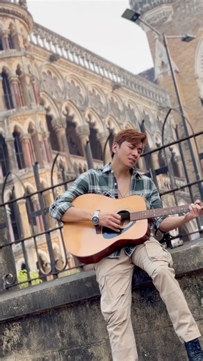 𝐓𝐇𝐈𝐒 𝐈𝐒 𝐀 𝐓𝐑𝐈𝐁𝐔𝐓𝐄 𝐓𝐎 𝐎𝐔𝐑 𝐋𝐄𝐆𝐄𝐍𝐃-𝐙𝐔𝐁𝐄𝐄𝐍 𝐆𝐀𝐑𝐆 (𝐙𝐔𝐁𝐄𝐄𝐍 𝐃𝐀) ------------------------------------------ Music transcends linguistic boundaries, forging a profound connection between souls through its melodies. This rendition marks my first attempt at an Assamese composition by the legendary Zubeen da, humbly dedicated to all his admirers and devoted listeners. #zubeengarg #zubeen #assamese #northeastindia #JusticeForZubeenGarg Original Credits: Song: Mur Mon