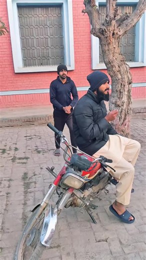 stand 😜#viral #trending #foryoupage❤️❤️ #tiktok #greentask