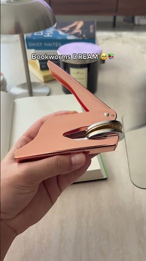 Nothing better than personalising or marking your finished or new books🥹❤️ #bookworm #bookembosser