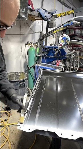 Ford Bronco 2024 remove roof panel #fyp #autobodyrepair #tutorials #bodywork