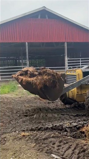Heavy Farm Machinery Doing the Dirty Work! 💪🔥 #farming#rurallife#farmlife#machine#trending#viral