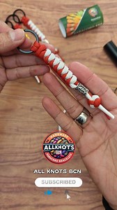 Snake Knot Model Paracord Keychain. #Paracord550 #ParacordProjects #Paracord #AllKnotsBCN | All Knots BCN