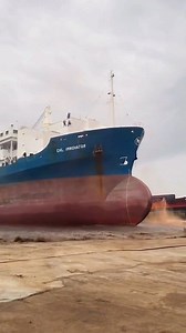 162K views · 630 reactions | Ship beaching ⚓ #ship #submarine #shipbuilding #ShippingContainers #cruiseship #cruiselife #shiplife #reelsviralfb #containership #container #ocean #cargoship #shipspotting #shipspotter #shipbuilding | Samuel Ward | Facebook
