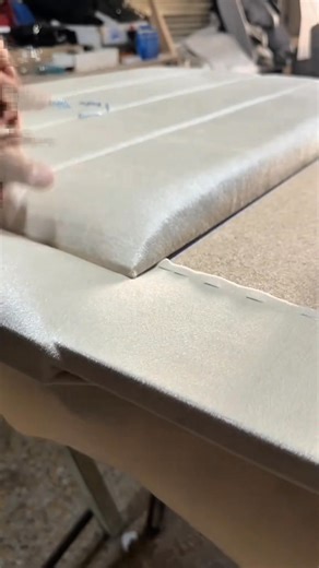 44K views · 783 reactions | Andhika Gudang Oscar (0895327036461) Ecer & Grosir Bahan Jok & Sofa Harga Terjangkau #Lotus #lexdaytona #OscarNappa #oscarjeruk #oscarmyo #bahanoscar #bahanjok #kulitsintetis #jokmotor #jokmobil #sofa #furniture #designjok #designsofa #designfurniture #kulitjok #kulitjokmobil #upholstery #tutorial #sofatutorial #sofadesign #seatcover #furnituredesign #sofadesign #andhikagudangoscar #bahanoscarkiloan #customefurniture | Yanwar Abu Ahmad | Facebook