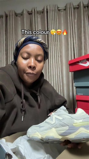 New Balance 9060 Review: Grey & Black Budget Picks