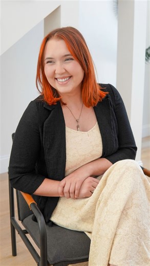 Flirting looks a little different when you’re a Realtor… #asl #signingrealtor #azrealtor #signingrealtoraz #arizonarealestate #azrealtor® | Alexis Marlow - AZ Realtor