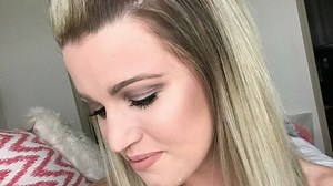 173K views · 299 reactions | ✨ Top Knot tutorial by Lauren ✨ Here is a simple half up style! | Avante Salon and Day Spa | Facebook