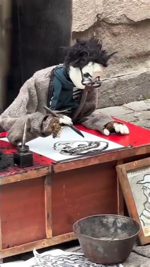 Amazing little artist at work #teacher #art #artist