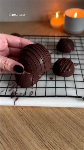 3-Ingredient Frozen Yogurt Bites