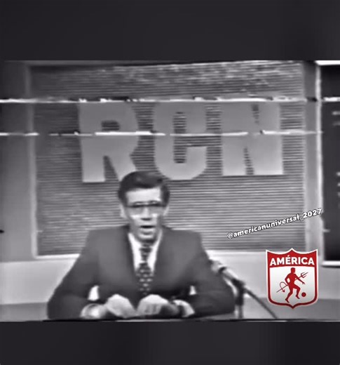 𝗔𝗺𝗲𝗿𝗶𝗰𝗮 𝗨𝗻𝗶𝘃𝗲𝗿𝘀𝗮𝗹 𝗢𝘂𝘁𝗹𝗲𝘁 🌎🇦🇹😈 on Instagram: "📰 ¡El recuerdo que en mí vivirá! ✨👹 #pasiondeunpueblo #aquel19 #americadecali #lamechita #Escarlata americauniversaloutlet"