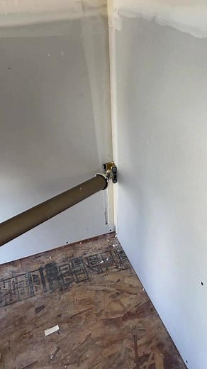 450K views · 4.3K reactions | Taping angles with CanAm Tool Semi - Auto tools. Using a compound tube, inside angle applicator head, roller and flusher | Drywall Shorty | Facebook