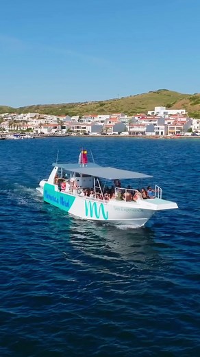 🇪🇦 ¡Todos a bordo! 🛥 Descubre la costa norte de Menorca desde el mar. Navega entre calas escondidas, acantilados y paisajes únicos que solo verás desde el barco 💙 🌊 Reserva tu excursión ahora en 👉 www.sweetmenorca.com ¡Vive Menorca desde otra perspectiva! 🇬🇧 All aboard! 🛥 Discover Menorca's north coast from the sea. Sail between hidden coves, cliffs, and unique landscapes that you'll only see from the boat 💙 🌊 Book your excursion now at 👉 www.sweetmenorca.com Experience Menorca from 