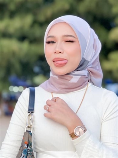 Exploring Beautiful Malaysian Women on TikTok