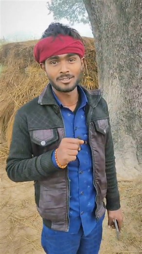 हिंदी में जानने के लिए सीखो ऐप😀😀 डाउनलोड करें।.✅ #shortsfeed #comedy #farukhabad #public ✅✅ #vairal