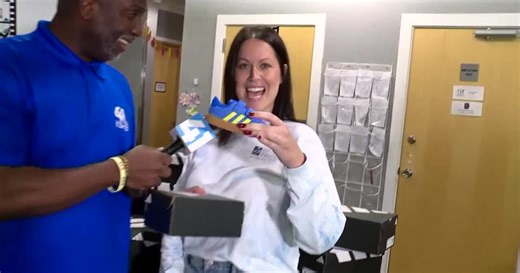 GIFT OF SOLE | KSHB 41 distributes shoes to youth, teens at Synergy House