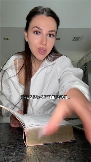 Don't doubt, divert, defeat, delay, or discourage...those are the 5 D's of the devil. #mindsetshift