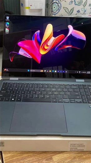 Samsung galaxy Book 3 pro Core i7 13th generation 16GB ram 512gb ssd Touch screen 360 Price-59000/-