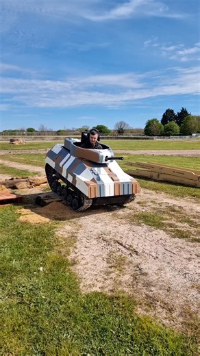 194K views · 5.1K reactions | As the 2025 show season comes to a close - a huge shout out to all of our hard working workshop team, and all of the volunteers who help us to bring shows such as Tiger Day and TANKFEST to life. We couldn't do it without you! | The Tank Museum | Facebook