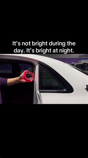 Enhance Your Atmosphere with Voice-Controlled Vibration Lights