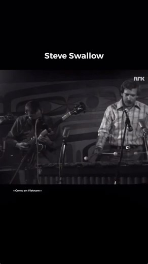 Gary Burton: vibraphone Pat Metheny: guitar Steve Swallow: bass Danny Gottlieb - drums Live at Club 7, Oslo, Norway November 25, 1976 Como en Vietnam [Steve Swallow] - Gary Burton (feat Pat Metheny) 1976 | Jazzadvice