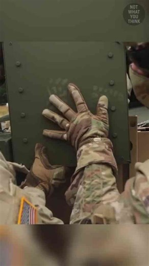 Explosive reactive armor