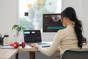 10 Rekomendasi Aplikasi Edit Video Terbaik 2024 untuk HP dan PC