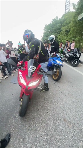 ❤️ Kawasaki ZX-4R Red 🔥 | Inline-4 Screaming Beast 😈🏍️
