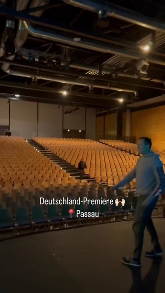 Deutschland-Premiere in Passau mit Alex Kristan
