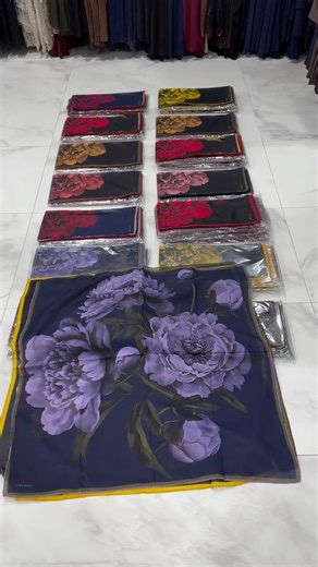 ASYA GİYİM on Instagram: "KOŞUN KOŞUN ‼️ ‼️ ‼️‼️‼️ MAĞAZAMIZDA SOFT EŞARP PATLAMASI VAR ÇOK BEKLENEN DESEN TEKRAR GELDİİİİİ MAĞAZAMIZDA ADETA RENK CÜMBÜŞÜ VAR🔥🔥🔥🔥 DESENLER 🔥🔥🔥 RENKLER 🔥KALİTE🔥🔥🔥 BU ÜRÜNLER KAÇMAZ,KAÇIRMAYIN ÖZEL ÜRETİM TOPTAN SATIŞ İÇİN BİZİMLE İLETİŞİME GEÇEBİLRİSİNİZ ÜRÜNÜMÜZ \u00100 PAMUK SOFT EŞARPTIR TÜRKİYENİN HER YERİNE KARGOMUZ MEVCUT KAPIDA ÖDEMEMİZ YOKTUR . . . . #kesfet#keşfetteyiz#elbisemodellerimiz#etek#eşarpşalpantolontunikiçgiyim"