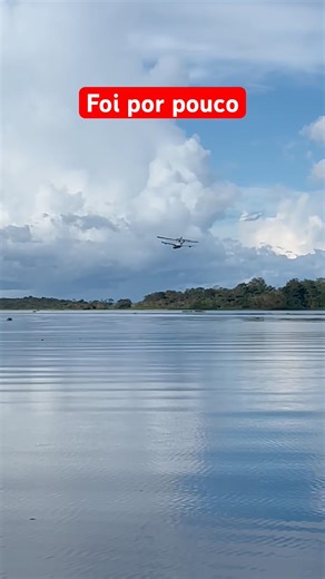 Pousou perto dos Jet Skis