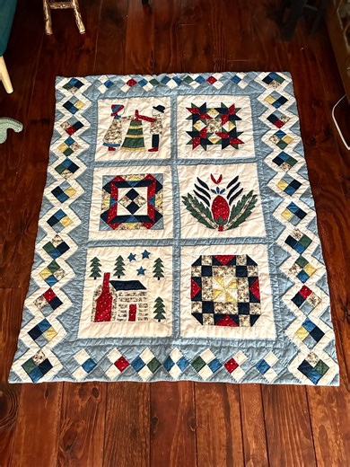 Vintage Americana Patchwork Quilt: Log Cabin Wall Hanging, Pennsylvania Dutch Style - Etsy