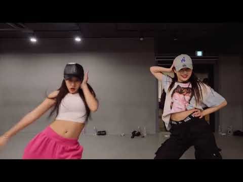 [1Million] - Kiss And Make Up — Dance Mirrored